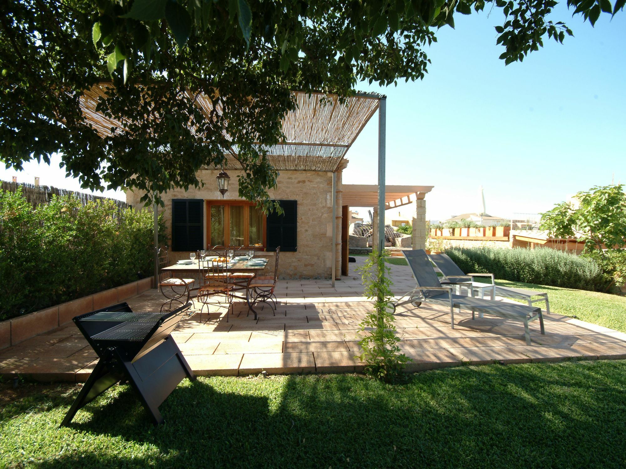 Villa Barcares Petit, Piscina, Jardines Junto A Playa En Alcudia Exterior photo